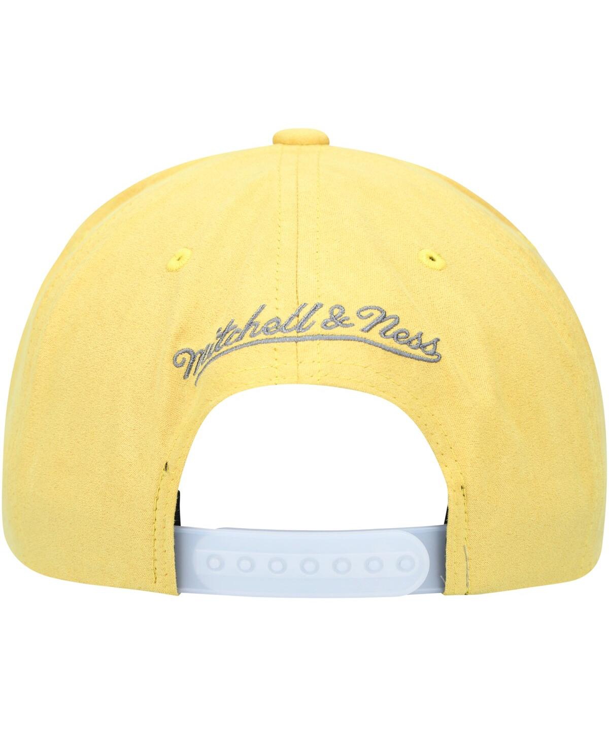 Men's Mitchell & Ness Yellow Chicago Bulls Day 5 Snapback Hat - Yellow