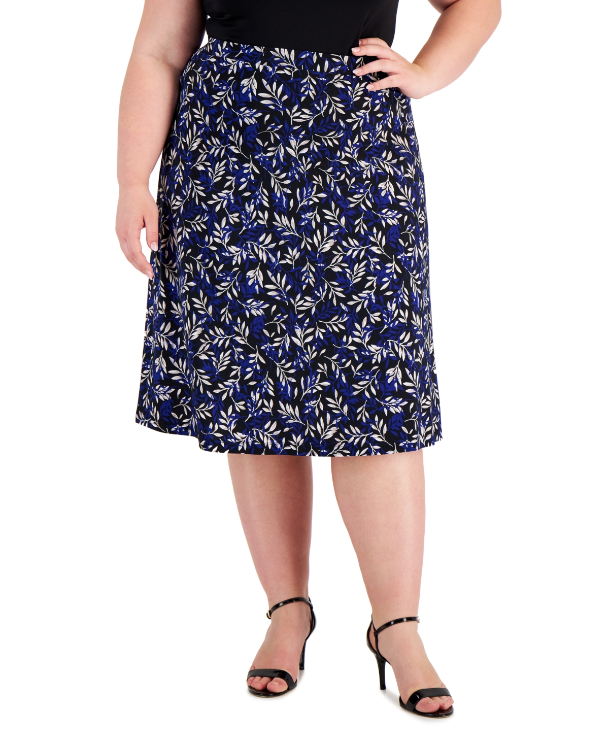 Kasper Plus Size Leaf-Print Flared Midi Skirt | Smart Closet