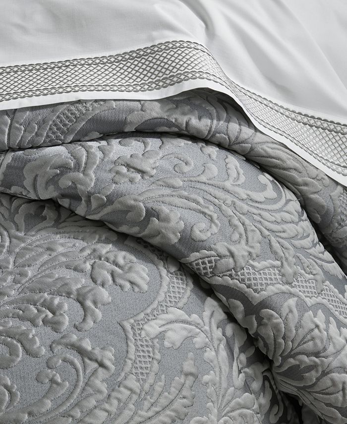 J Queen New York Leonardo 4-Pc. Comforter Set, Queen & Reviews ...