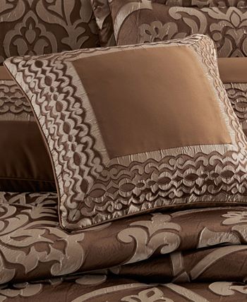 Surano Copper 4-Piece Comforter Set By J Queen