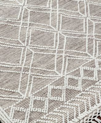 Fleur FLE-2302 2'3" x 3'9" Outdoor Area Rug