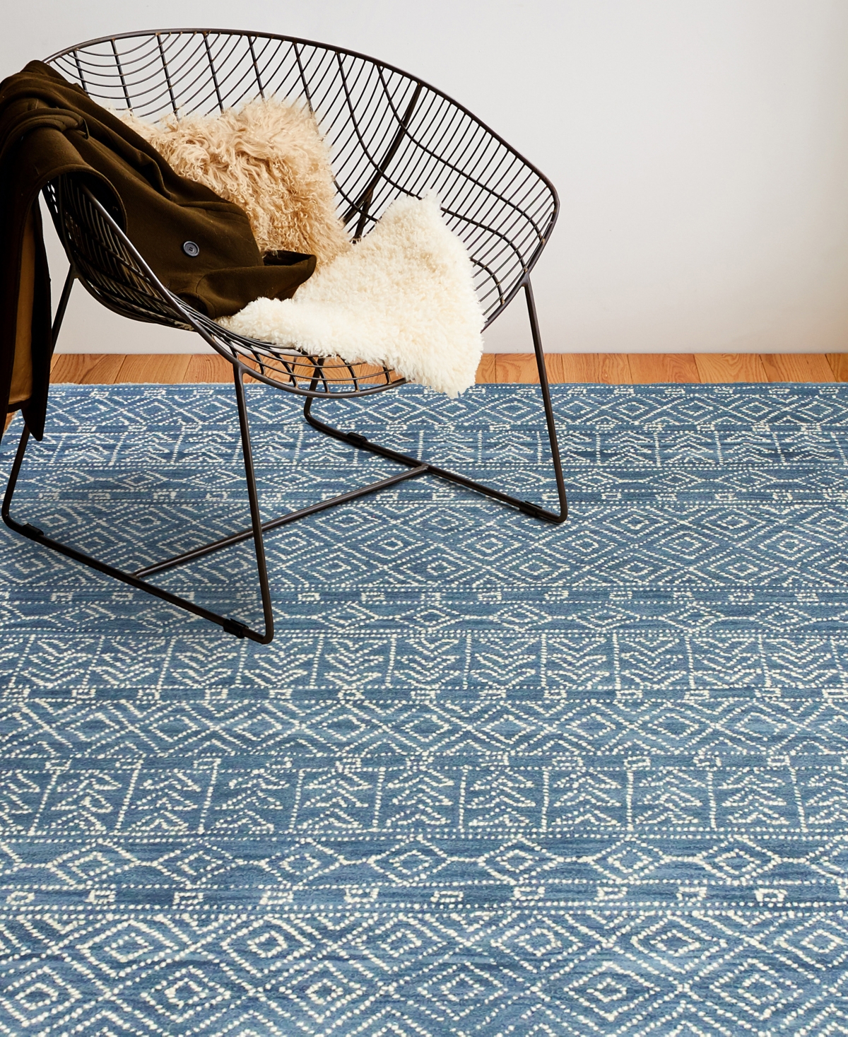 Bb Rugs Veneto CL208 Area Rug