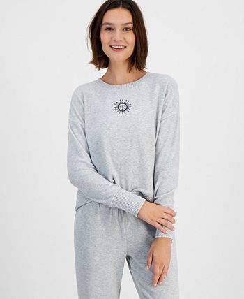 Hippie Rose Juniors Cozy V Neck Top main image 1