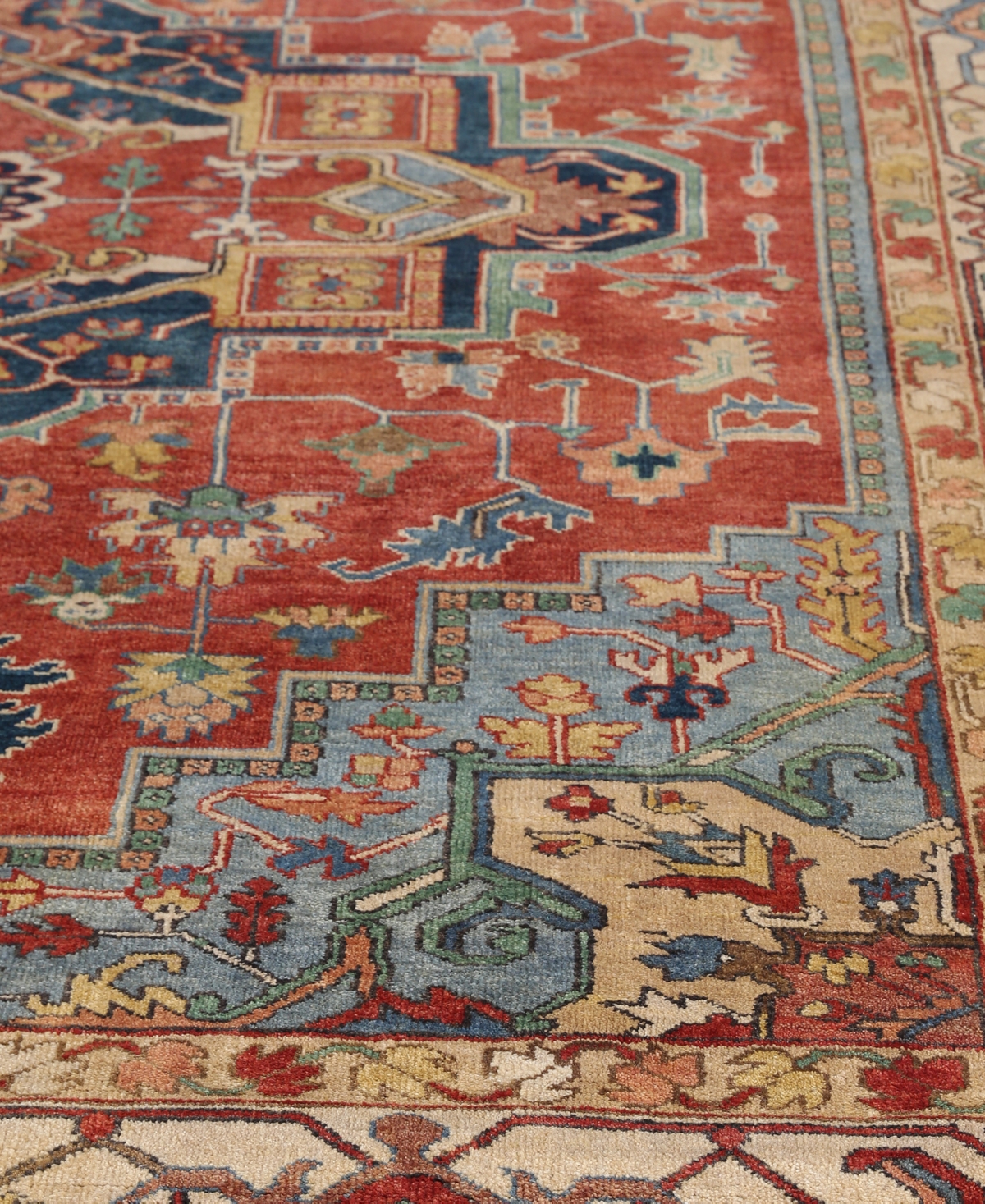 Exquisite Rugs Antique Weave Serapi ER9972 Area Rug - Ivory