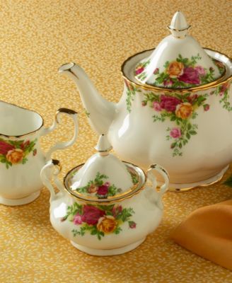 "Old Country Roses" 3-Piece Tea Set