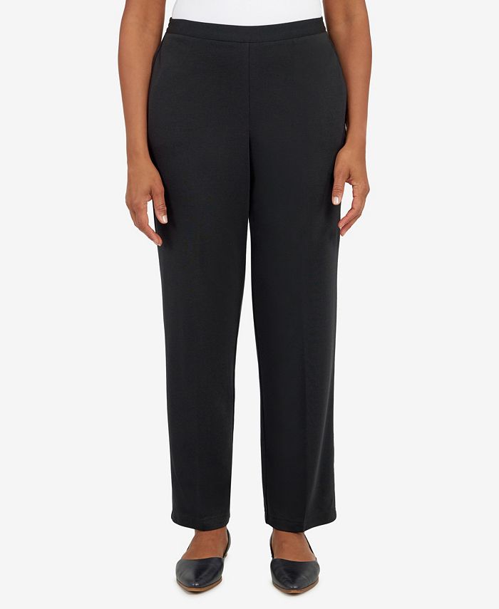 Alfred Dunner Women's Empire State Ponte PullOn Straight Leg Short