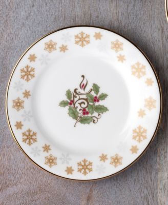 Holly & Berry Gold Set of 4 Holiday Assorted Appetizer Plates, 6.25"