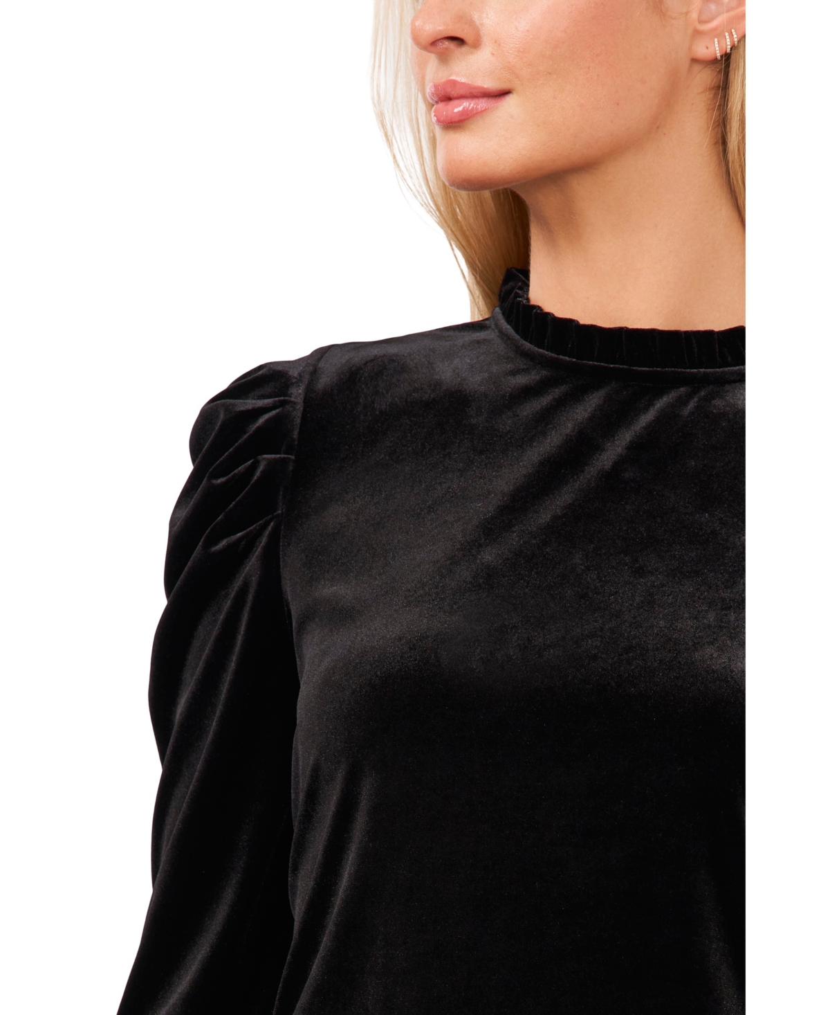 CeCe Women's Velvet Mock Neck Long Sleeve Knit Top
