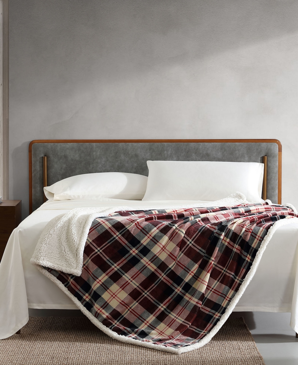 Eddie Bauer Trailhead Plaid Ultra Soft Plush Fleece Throw, 50" X 60" In Trailhead Plaid Dusty Red