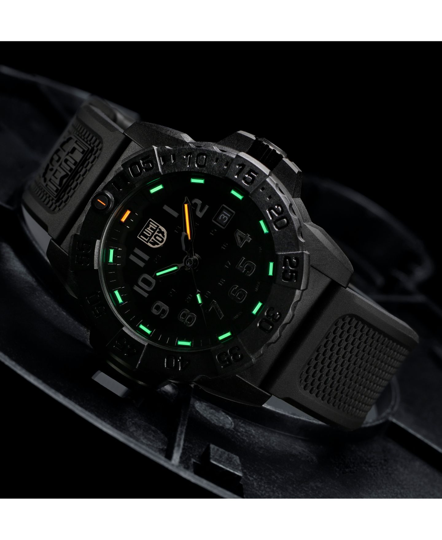 Мужские часы Luminox Swiss Navy Seal Military Dive Black Rubber Strap Watch 45mm — фото 9