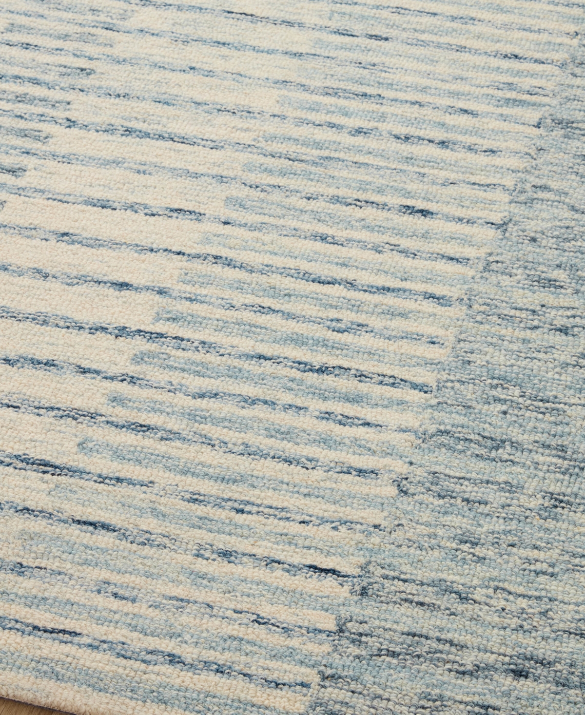 Chris Loves Julia Chr-01 2'6" x 7'6" Runner Area Rug
