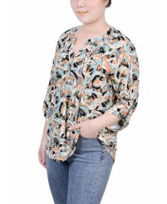 Petite 3/4 Roll Tap Pullover Top