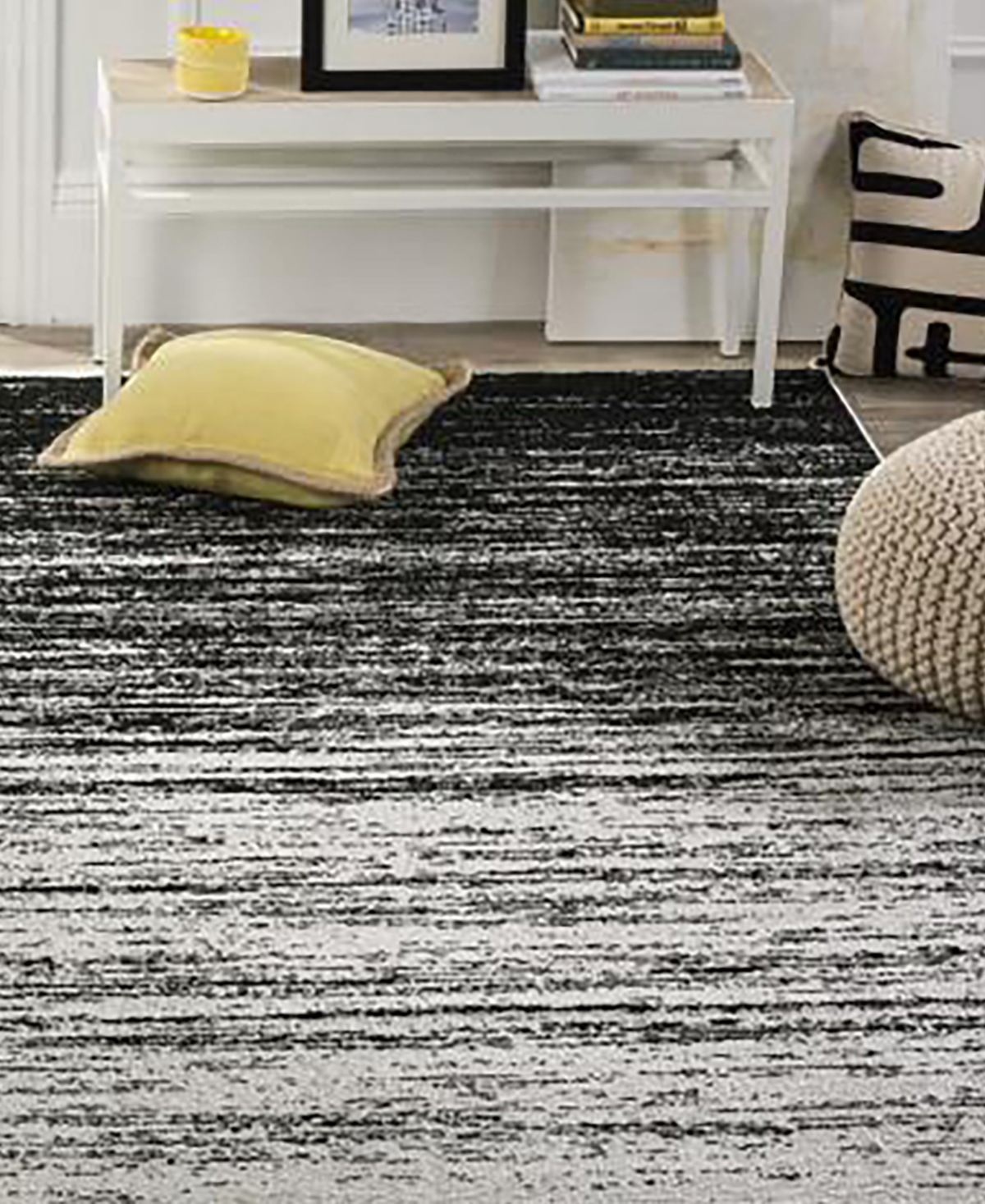 Safavieh Adirondack 113and Black Area Rug - Silver