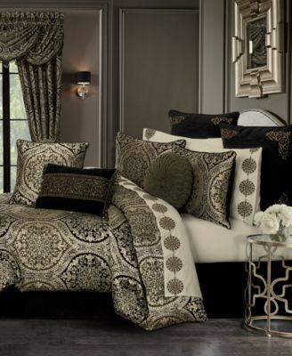 Terra Damask Comforter Sets