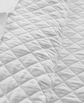 All Is Bright Bordered 3-Pc. Quilt Set, Full/Queen