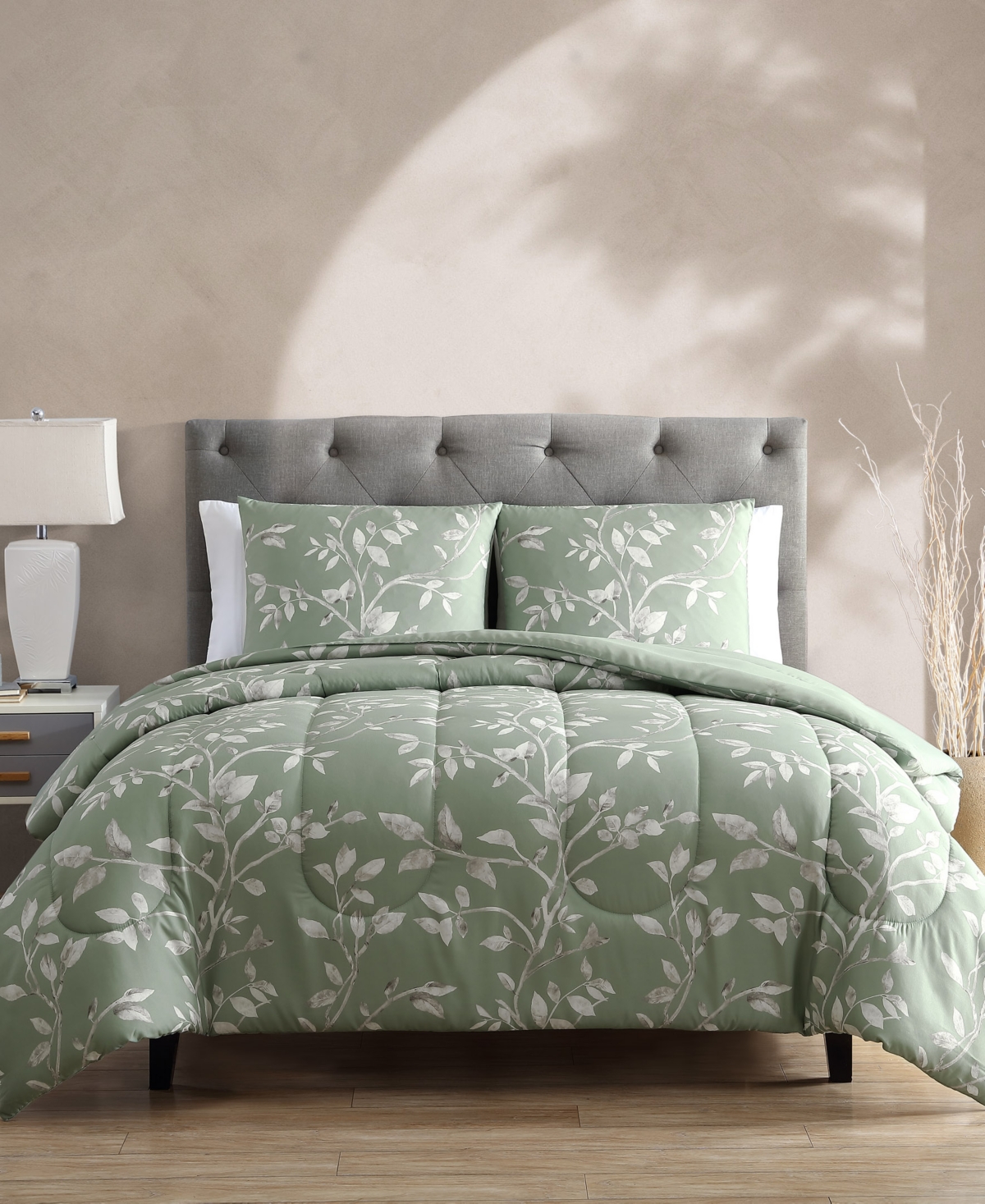Hallmart Collectibles Wallis 3 Piece Reversible Comforter Sets Bedding In Lt Green