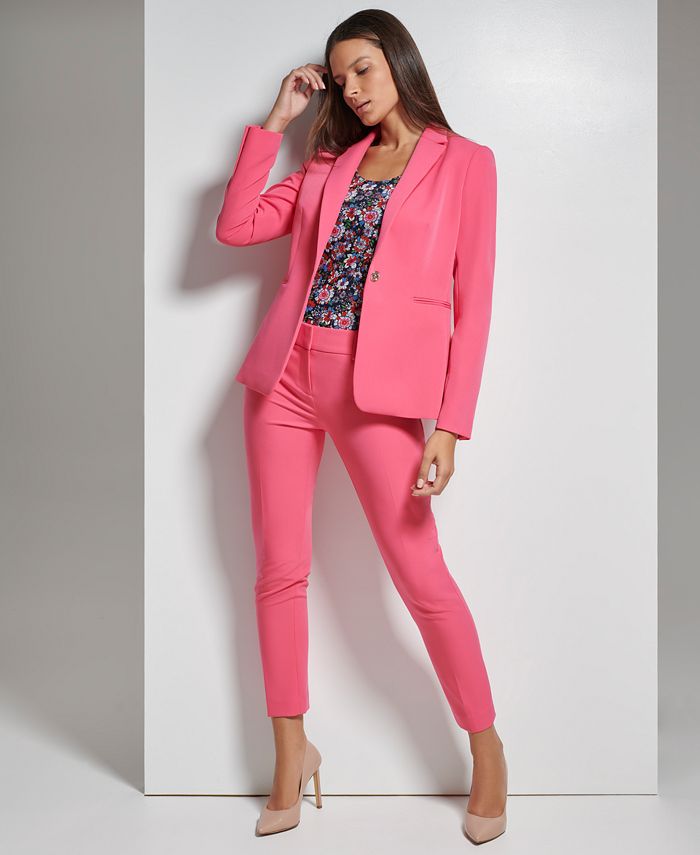 Download Add a splash of pink to your wardrobe with the timeless