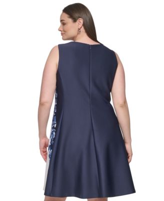 WDIRARA Women's Plus Size Contrast Mesh Skeleton Print Dress - A-Line Skull Hand Design - View #9