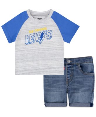 Levi's