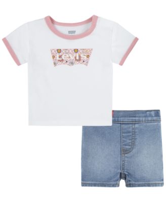 Levi's