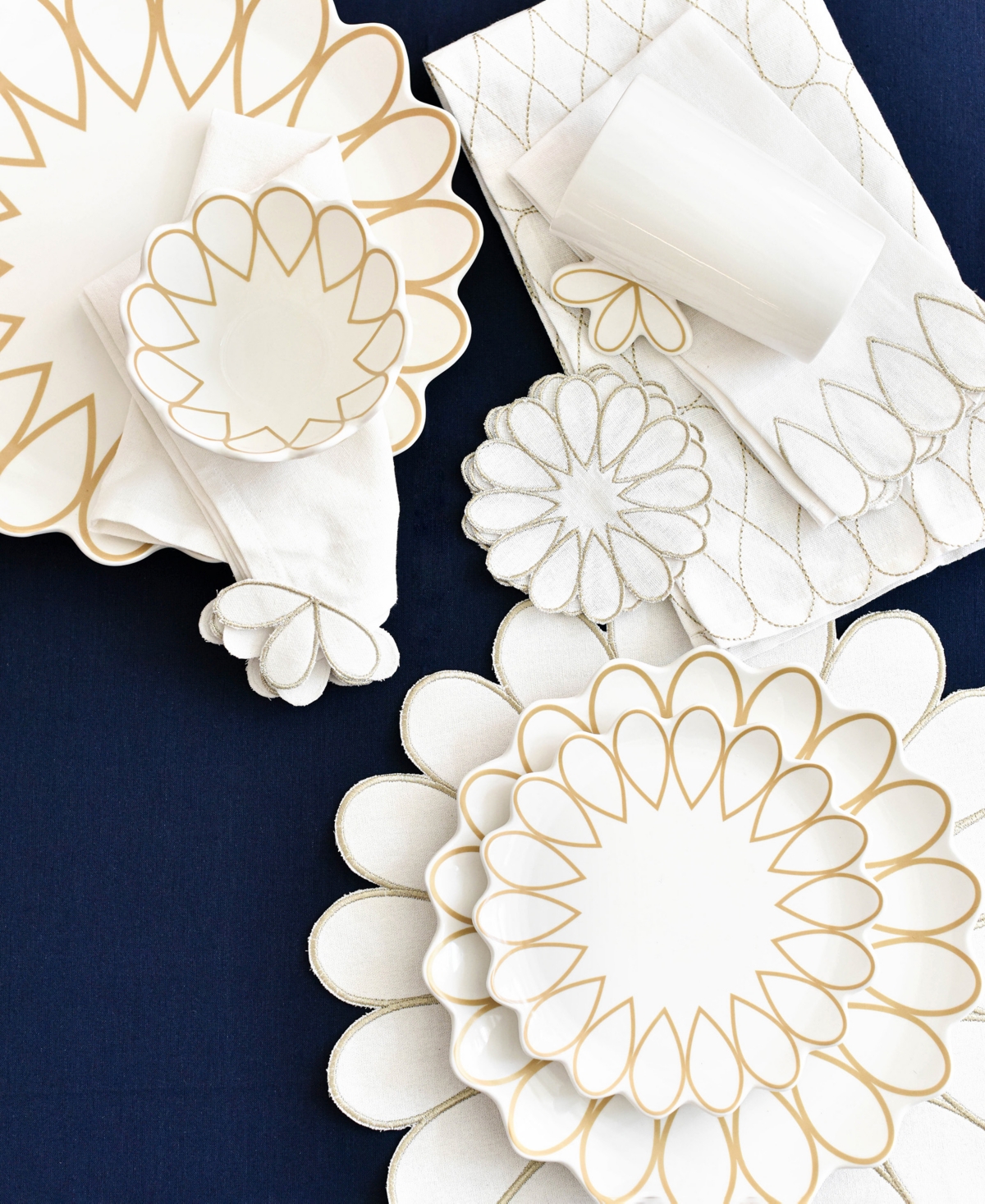 Coton Colors by Laura Johnson Deco Gold Corner Trim Set/4 - White And Gold