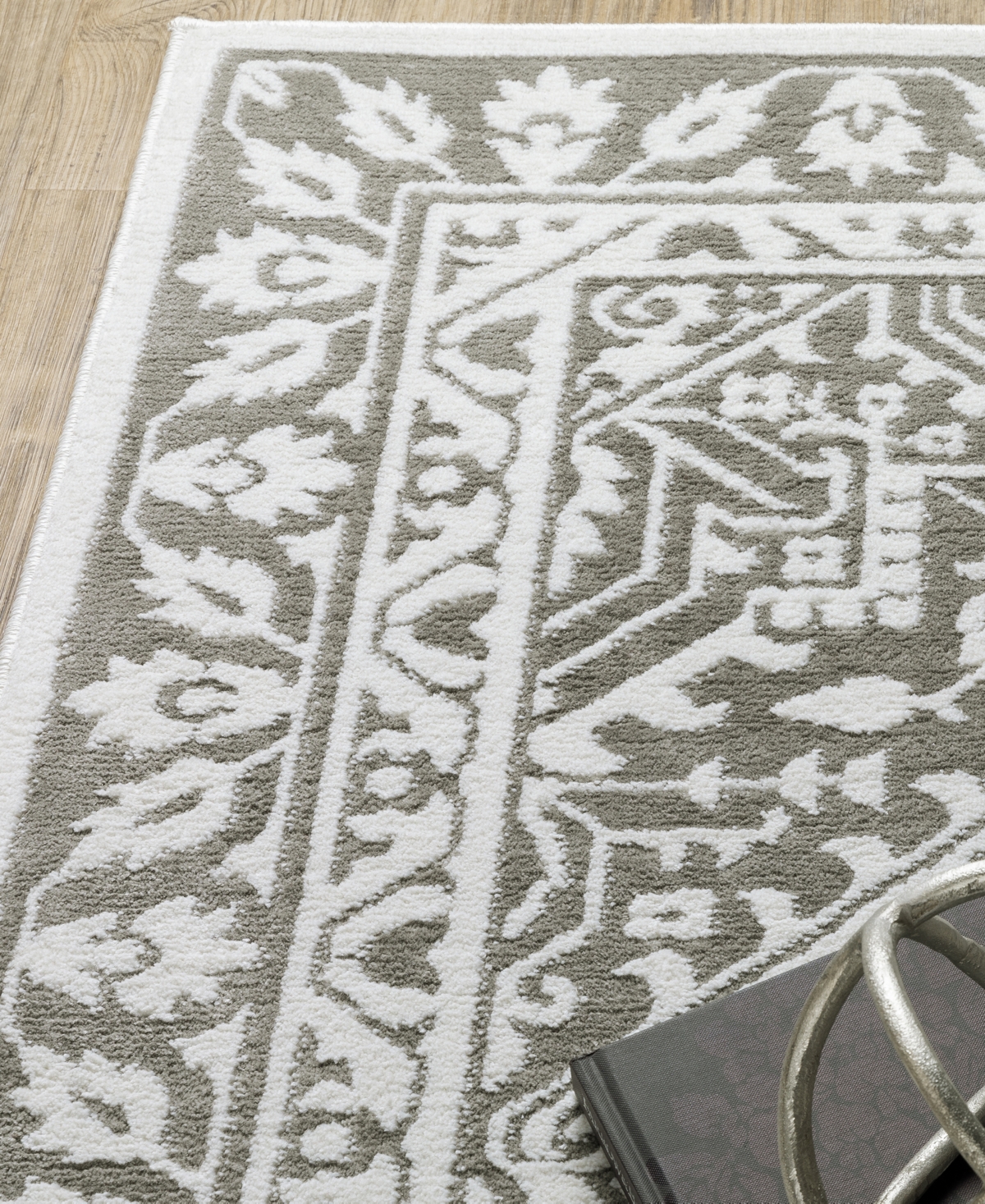 Oriental Weavers Montecito 1101W 5'3" x 7'6" Area Rug