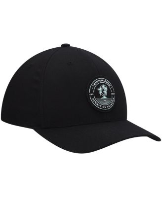 Chapeau Travis Mathew noir snapback golf logo hexagone FlexFit Tech 110
