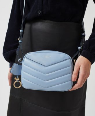 Pochette Donna a Mano THE BRIDGE in Pelle Martellata Nera linea