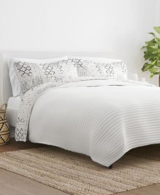 Distressed Aztec Reversible 3-Pc. Lightweight Quilt Set, Full/Queen