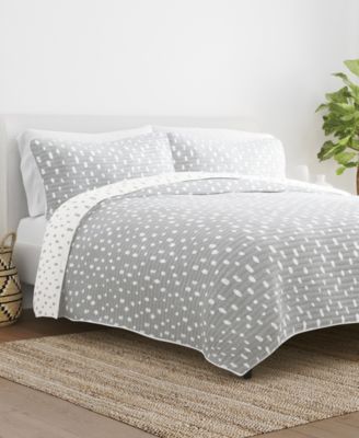 Painted Dots Reversible 3-Pc. Lightweight Quilt Set, King/California King
