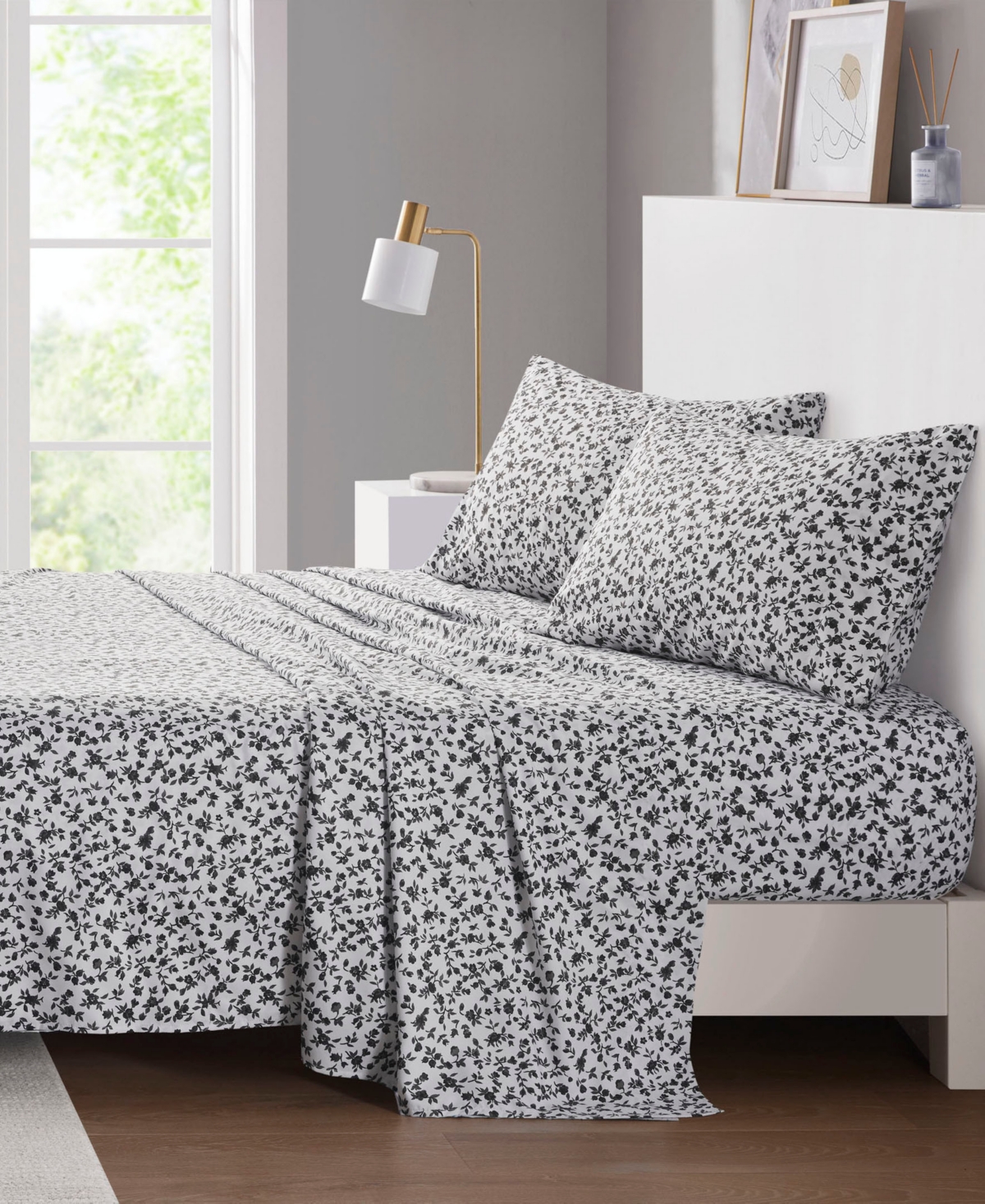 Intelligent Design Printed Microfiber 4 Piece Sheet Set, Full In Black