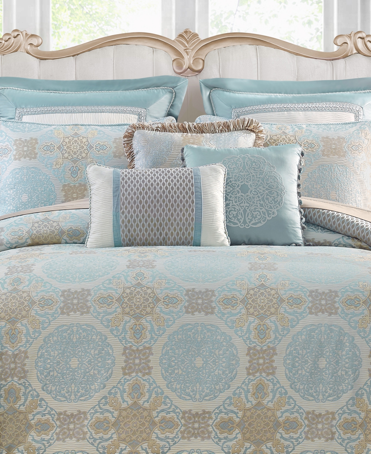 Waterford Jonet 6 Piece Comforter Set