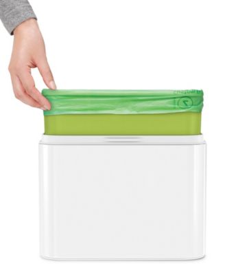 4.5 Liter Round Step Bathroom Trash Can with Soft-Close Lid