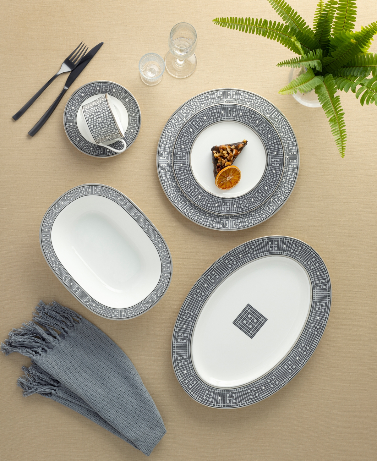 Noritake Infinity Graphite Oval Platter, 14" In Graphite