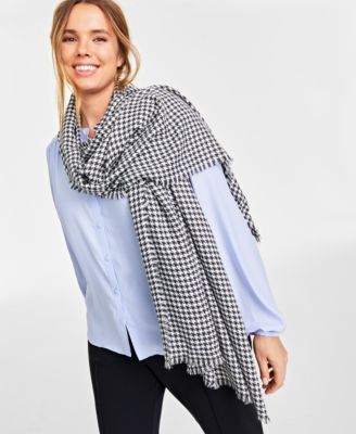 On 34th - Women's Classic Houndstooth Supersoft Wrap Scarf