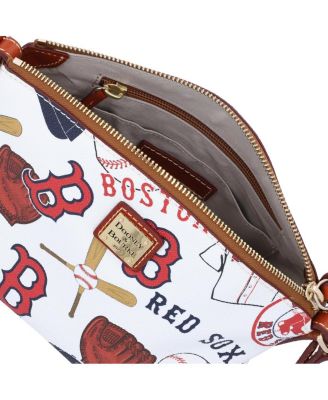 Women's Boston Red Sox Gameday Suki Crossbody with Medium Wristlet