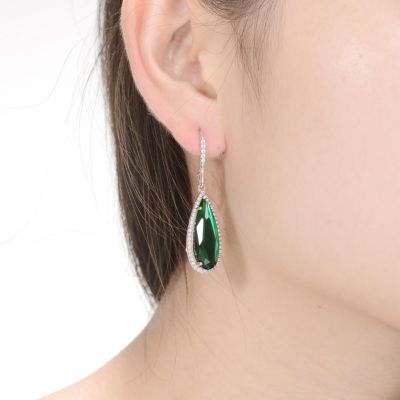 Women's Elegant Cubic Zirconia Teardrop Shaped Earrings
