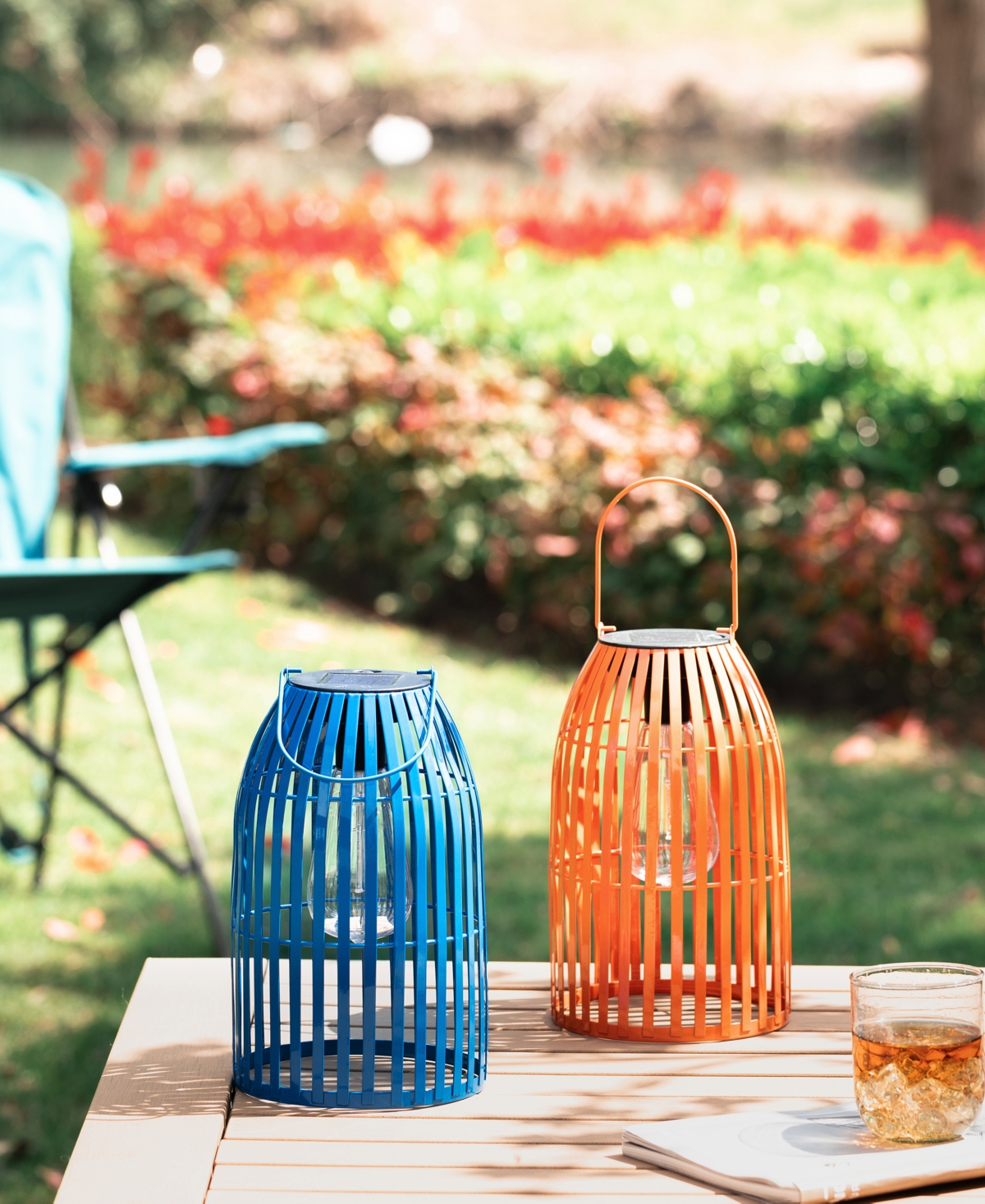 Glitzhome H Metal Woven Solar Powered Outdoor Hanging Lantern, Set of 2