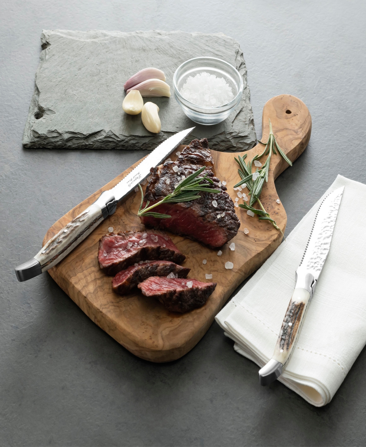 French Home Laguiole Set of 4, Connoisseur Bbq Steak Knives with DeerHandles - Horn