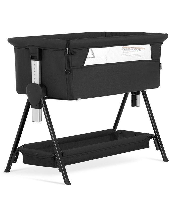 Dream outlet on bassinet