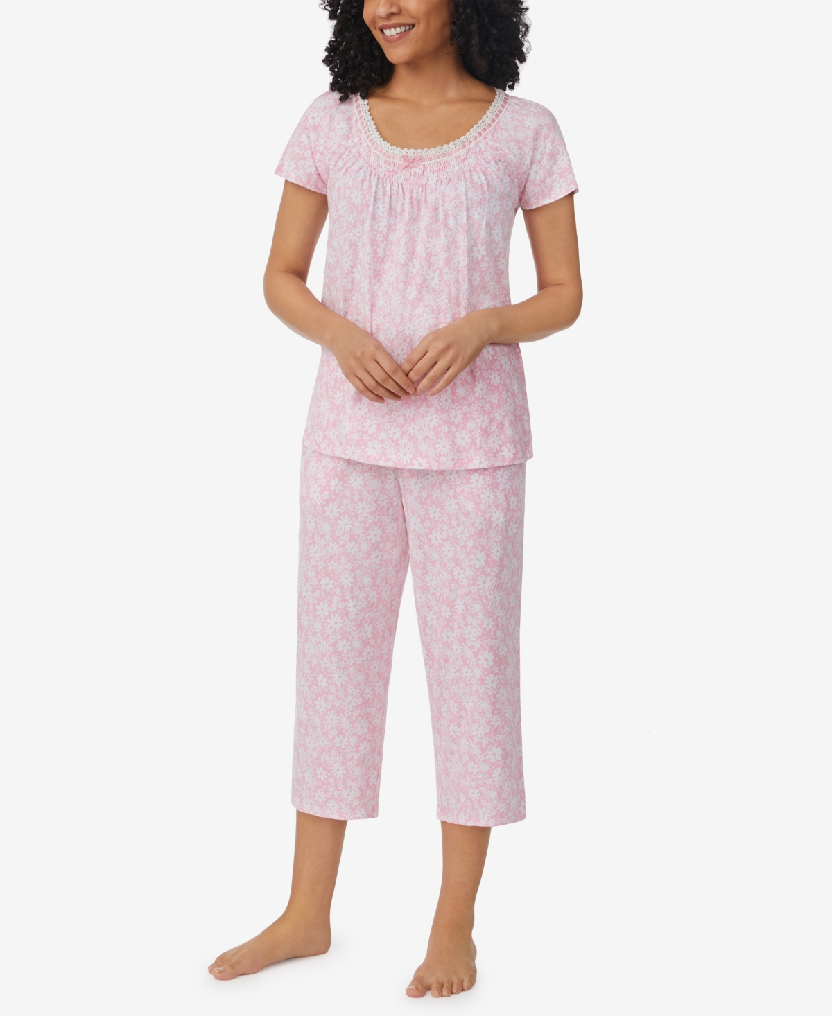 Aria Women's Cap Sleeve Capri 2 Piece Pajama Set In Pink Floral Daisy