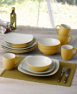 Colorwave Square 16 Pc. Dinnerware Set, Service for 4