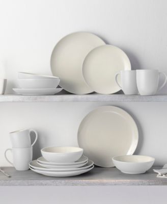 Colorwave Coupe 16 Pc. Dinnerware Set, Service for 4