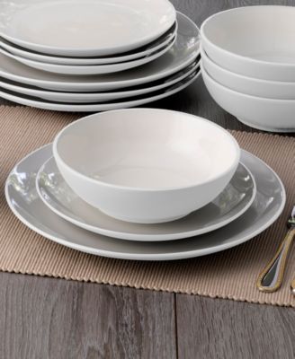 Colorwave Coupe 16 Pc. Dinnerware Set, Service for 4