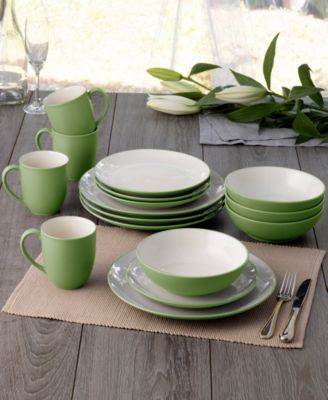 Colorwave Coupe 16 Pc. Dinnerware Set, Service for 4