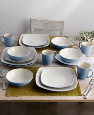 Colorwave Square 16 Pc. Dinnerware Set, Service for 4