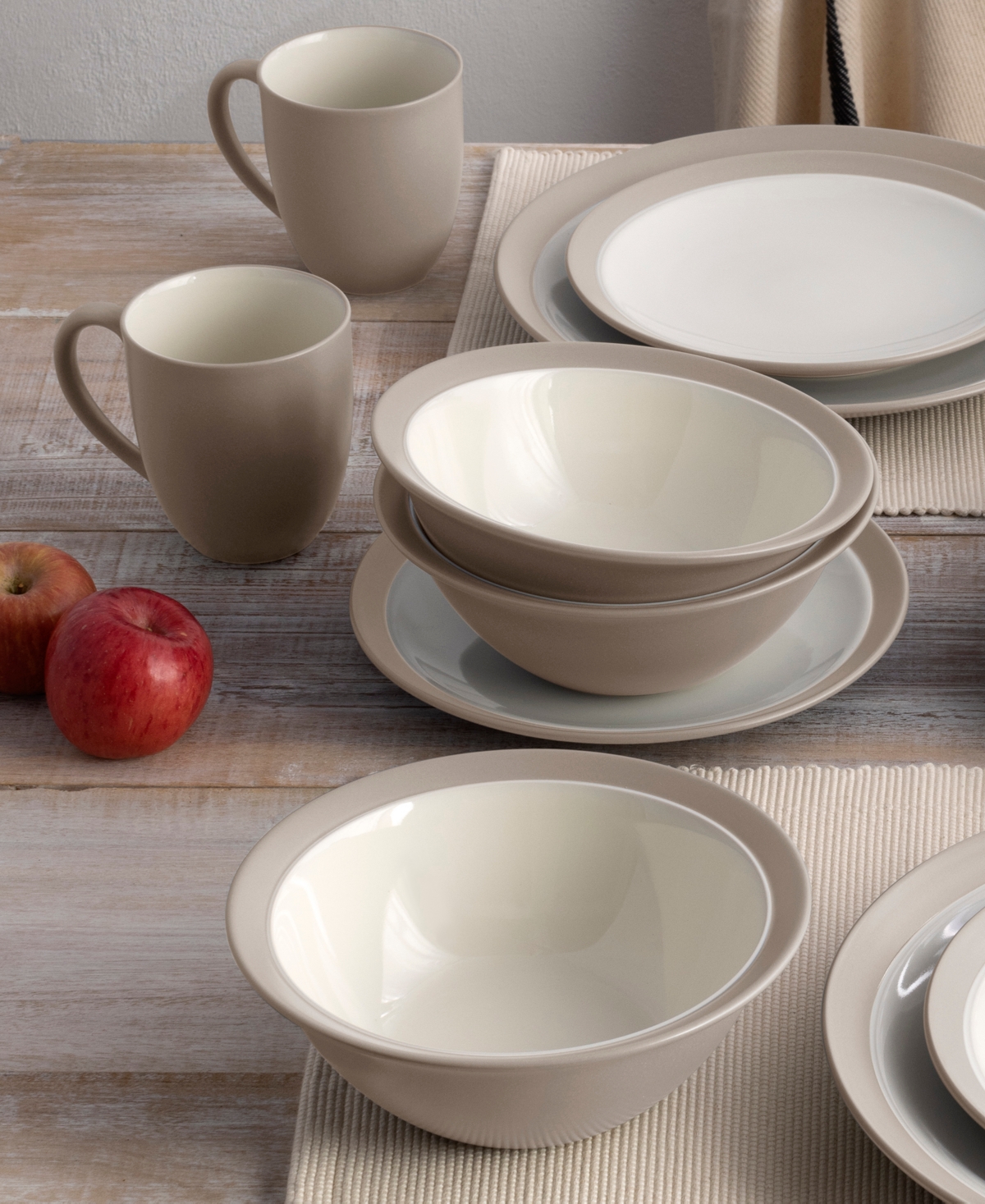 Shop Noritake Colorwave Curve 16 Pc. Dinnerware Set, Service For 4 In Sand