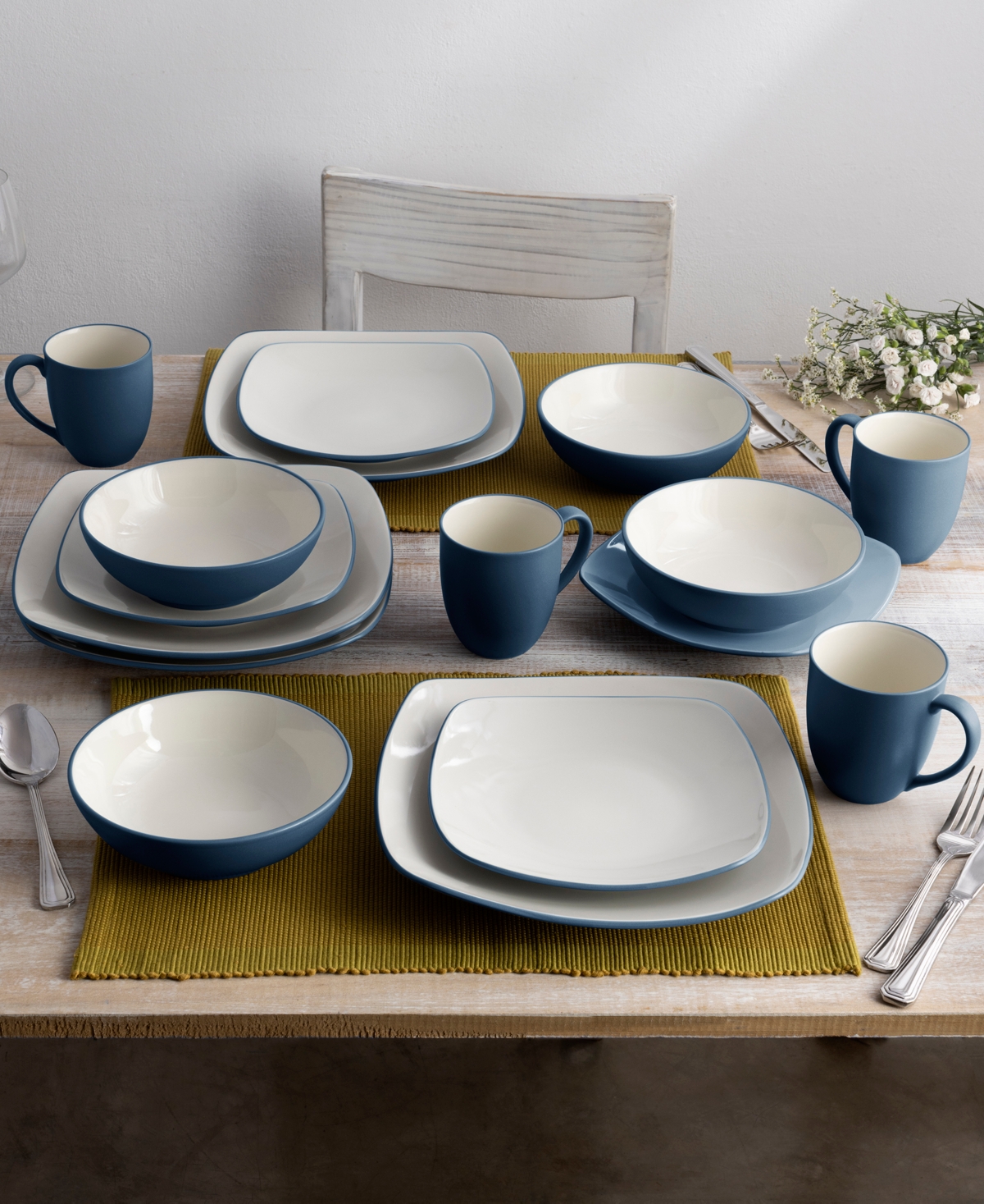 Noritake Colorwave Square 16-Pc. Dinnerware Set, Service for 4