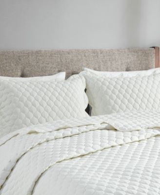 Madison Park Nala Scalloped Edge Crinkle Microfiber 3-Piece Quilt Sets