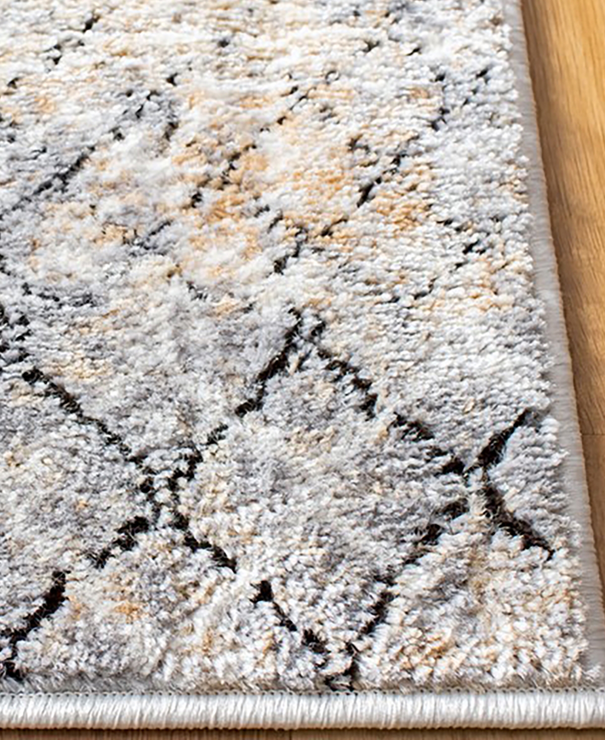 Safavieh Amelia ALA761 Area Rug - Gold